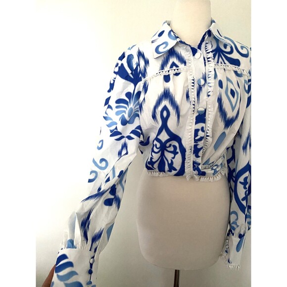 NWT Mulla Print Tie Front Cropped Long Sleeve Blouse Trendy Sz L (Small Stain) - Picture 7 of 12